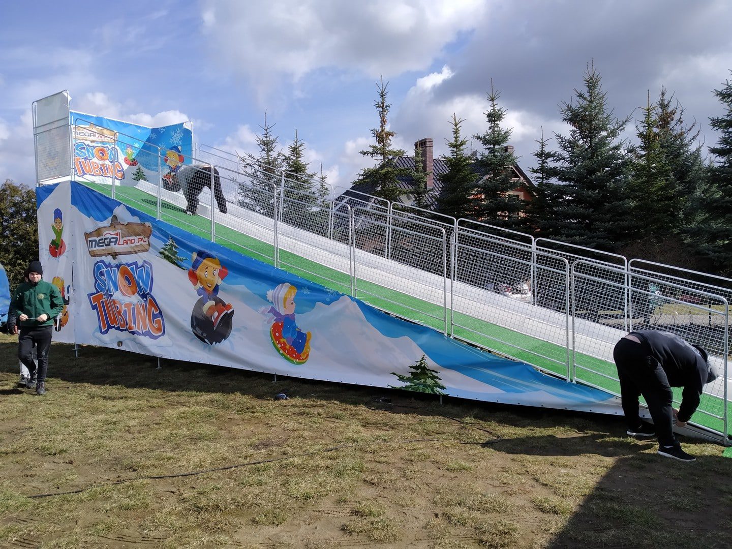 snowtubing 2 1 Snowtubing